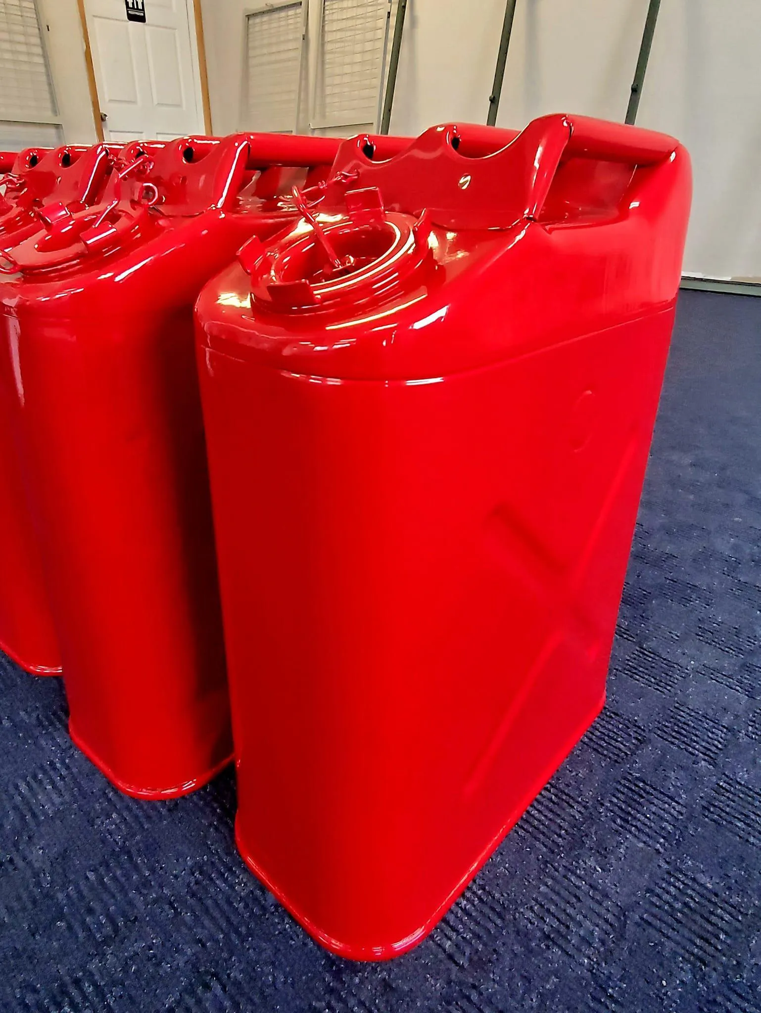 resized-Armadillo Red gas can_result